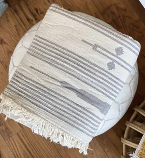 Arrow Fleece Lined Throw - Ecru with Dark Grey