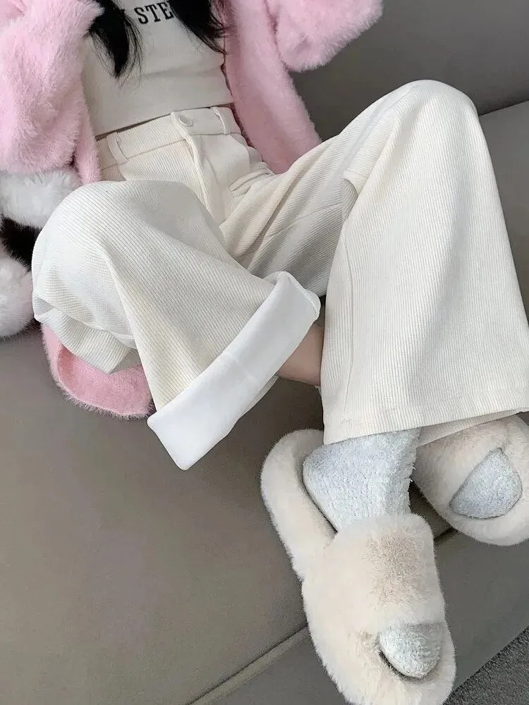 Fenna - Corduroy pants for women